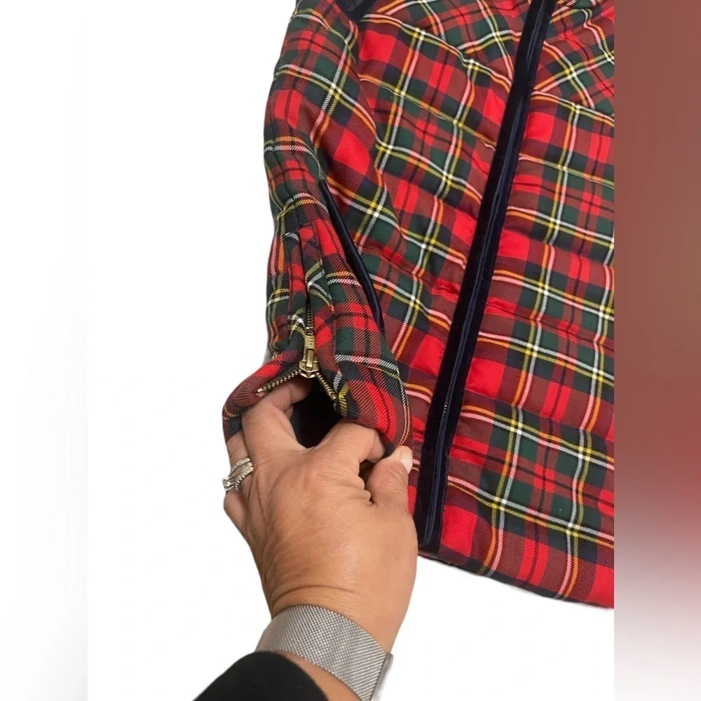 J. CREW PUFFER VEST - Picture 3 of 12